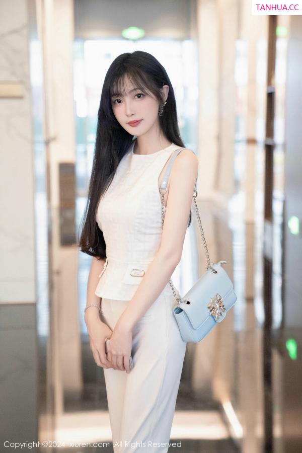 林星阑  [XiuRen]高清写真图 2024.11.29 No.9528 林星阑 美腿丝袜第22张图片